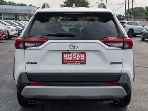 Used 2023 Toyota RAV4 Adventure image 6