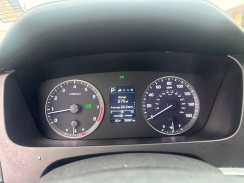 Used 2017 Hyundai Sonata Sport w/ Value Edition Package 02 FWD image 19