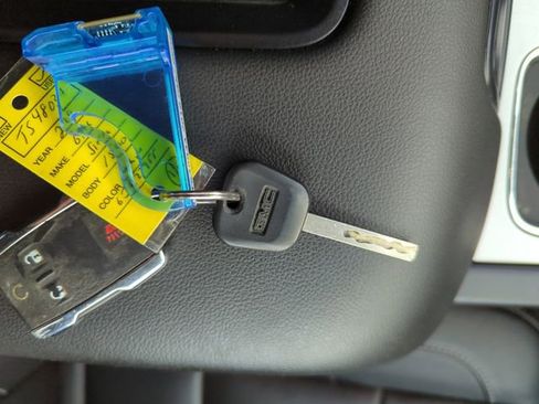 Used 2018 GMC Sierra 1500 SLT image 31