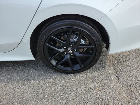 New 2025 Honda Civic Sport image 8