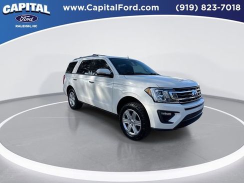 Used 2020 Ford Expedition XLT w/ Equipment Group 202A image 2