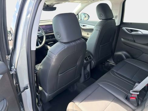 New 2026 Buick Envision Avenir image 13