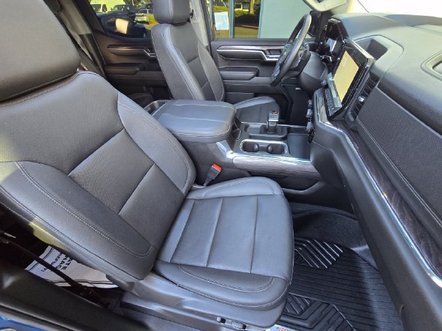 Used 2023 Chevrolet Silverado 1500 LTZ w/ LTZ Premium Package AWD/4WD image 24