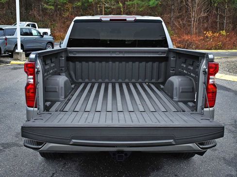 Used 2024 Chevrolet Silverado 1500 Custom w/ Rally Edition image 8