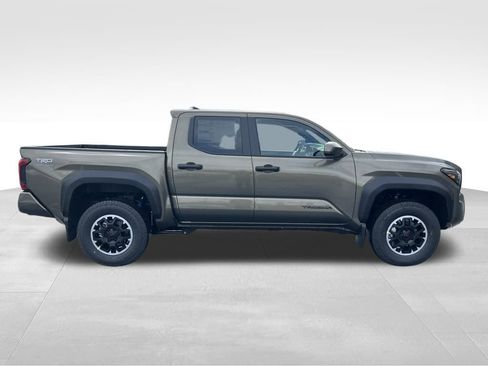 New 2026 Toyota Tacoma TRD Off-Road image 6