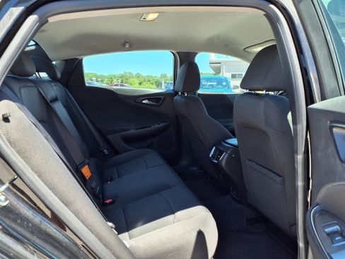 Used 2016 Chevrolet Malibu LT FWD image 29