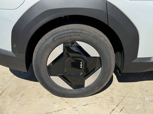 New 2026 Kia EV9 Wind image 32