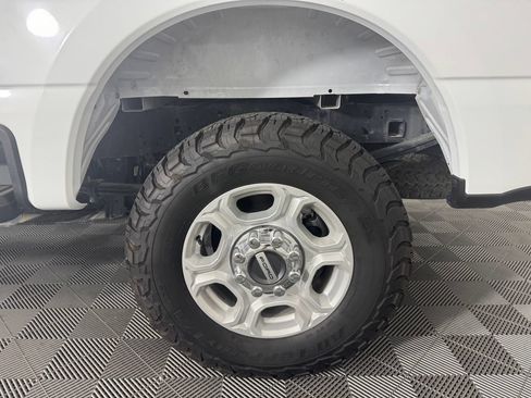 Used 2025 Ford F250 XLT w/ FX4 Off-Road Package AWD/4WD image 13