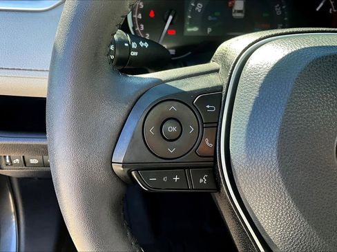 Certified 2023 Toyota RAV4 XLE Premium image 23