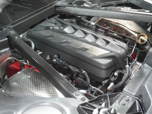 Used 2022 Chevrolet Corvette Stingray Preferred Cpe w/ Z51 Performance Package RWD image 33