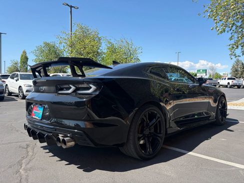 Used 2022 Chevrolet Camaro SS w/ Redline Edition RWD image 5