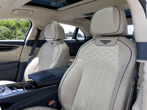 Certified 2024 Bentley Flying Spur W12 AWD/4WD image 13