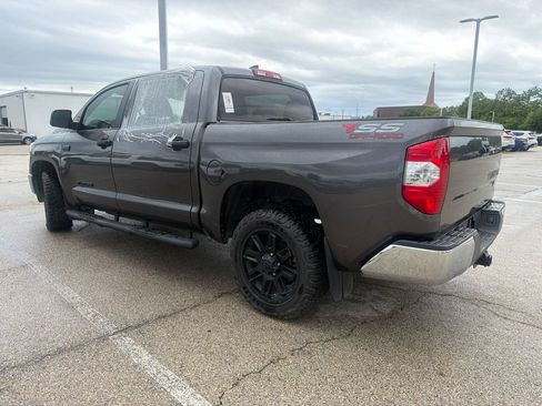 Used 2021 Toyota Tundra SR5 w/ SR5 Upgrade Package RWD image 8