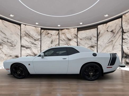 Used 2018 Dodge Challenger R/T Scat Pack w/ Leather Interior Group image 5
