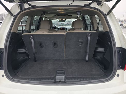 Used 2018 Honda Pilot Touring image 17