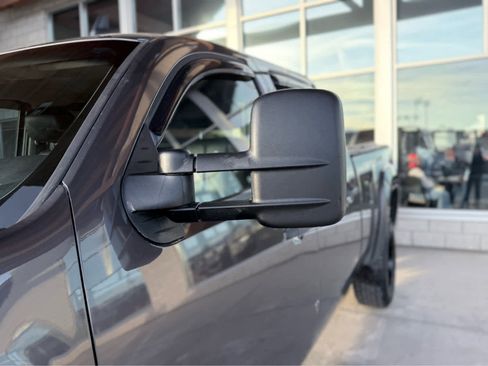 Used 2011 GMC Sierra 2500 SLE w/ SLE Preferred Package image 17