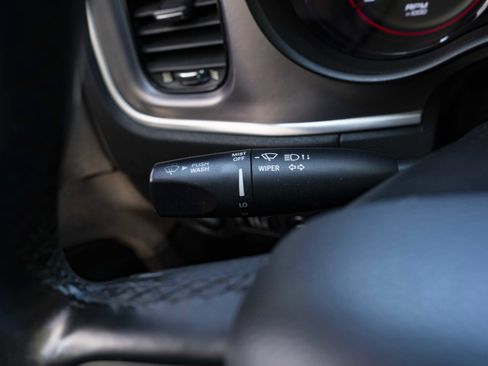 Used 2019 Dodge Charger SXT w/ Blacktop Package image 23