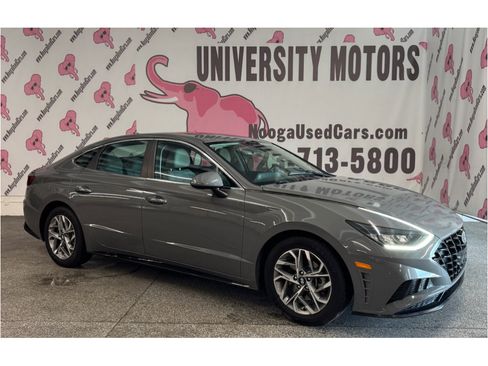 Used 2020 Hyundai Sonata SEL w/ Convenience Package FWD image 3