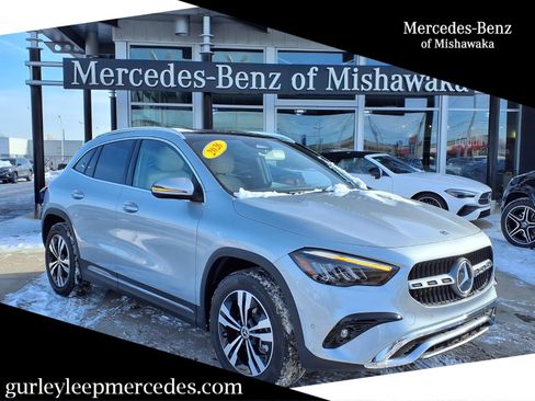 New 2026 Mercedes-Benz GLA 250 4MATIC image 1