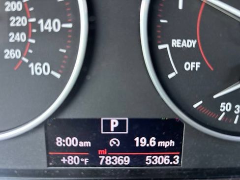 Used 2017 BMW 330i Sedan RWD image 11