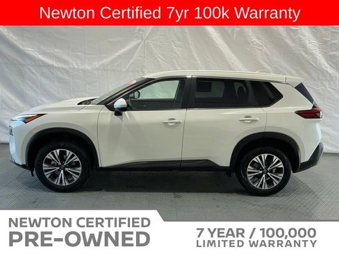 Used 2023 Nissan Rogue SV AWD/4WD image 3