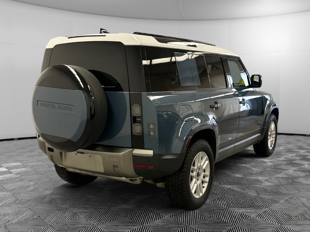 Used 2026 Land Rover Defender 110 S AWD/4WD image 6