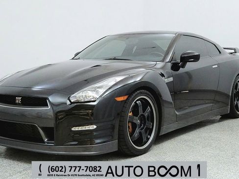 Used 2012 Nissan GT-R Black Edition image 1