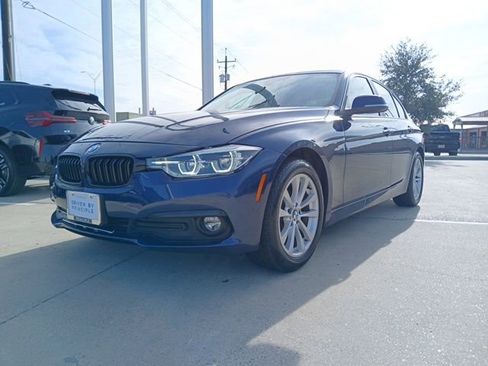 Used 2018 BMW 320i 320i image 3