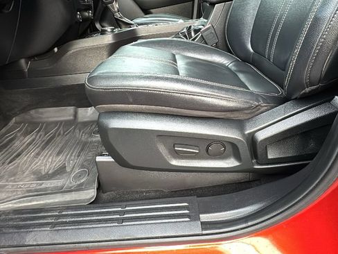 Used 2019 Ford Ranger Lariat w/ Equipment Group 501A Mid AWD/4WD image 10