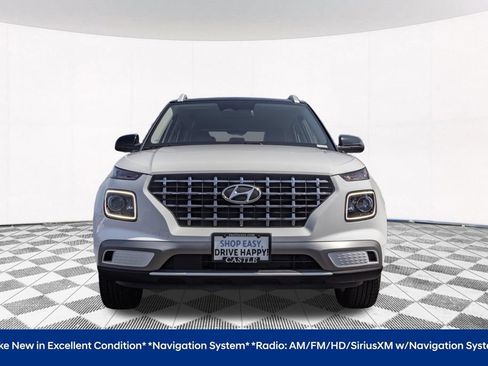 Certified 2025 Hyundai Venue Limited FWD image 5