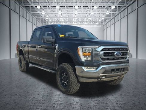 Used 2021 Ford F150 XLT w/ Equipment Group 302A High AWD/4WD image 9