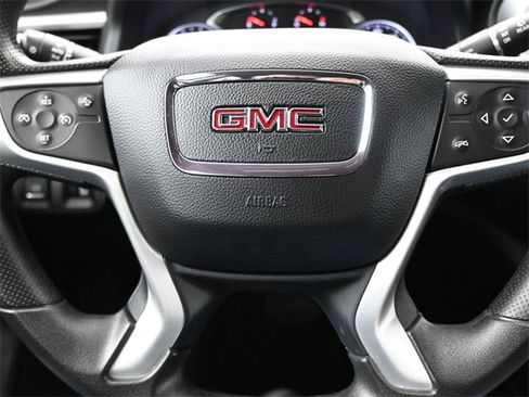 Used 2023 GMC Acadia SLE w/ Driver Convenience Package image 26