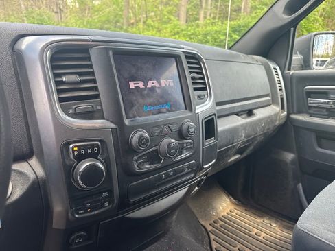 Used 2022 RAM 1500 Classic Warlock w/ Electronics Group AWD/4WD image 9
