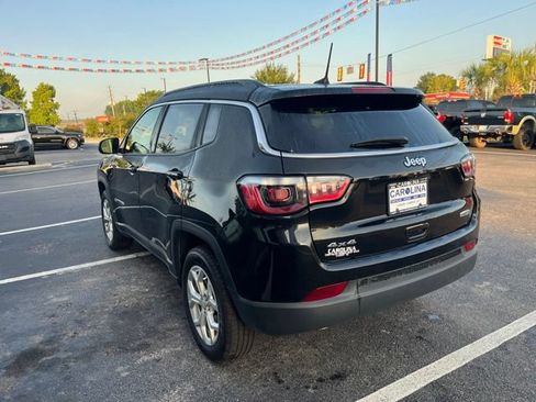 Used 2024 Jeep Compass Latitude AWD/4WD image 34