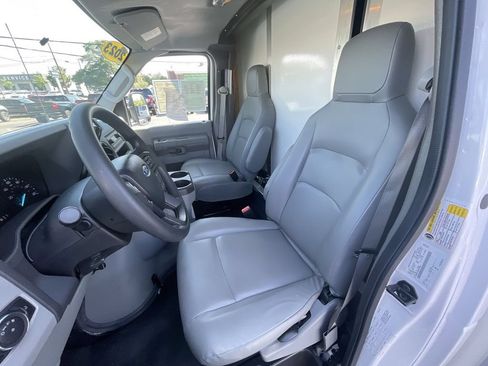 Used 2023 Ford E-350 and Econoline 350 Super Duty w/ Power Windows & Locks Group RWD image 17