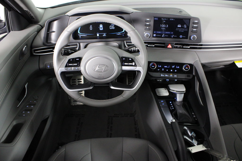 Certified 2026 Hyundai Elantra Sport FWD image 8
