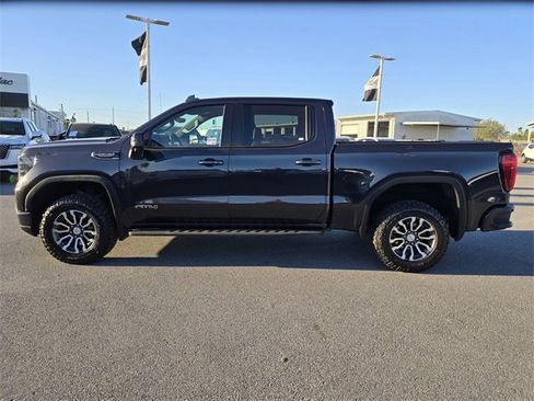 Used 2022 GMC Sierra 1500 AT4 w/ AT4 Premium Package image 8