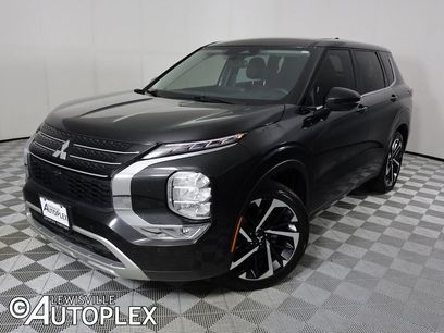 Used 2023 Mitsubishi Outlander SE