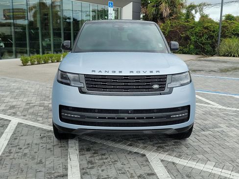 Used 2025 Land Rover Range Rover Long Wheelbase Autobiography AWD/4WD image 8