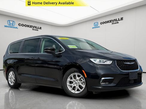 Used 2023 Chrysler Pacifica Touring-L FWD image 1