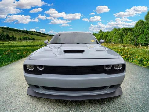 Used 2021 Dodge Challenger R/T Scat Pack RWD image 2
