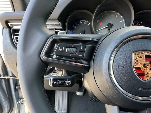 Used 2026 Porsche Macan S AWD/4WD image 22