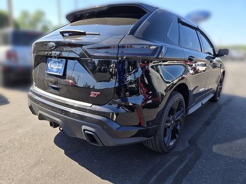 Certified 2022 Ford Edge ST w/ Equipment Group 401A AWD/4WD image 33
