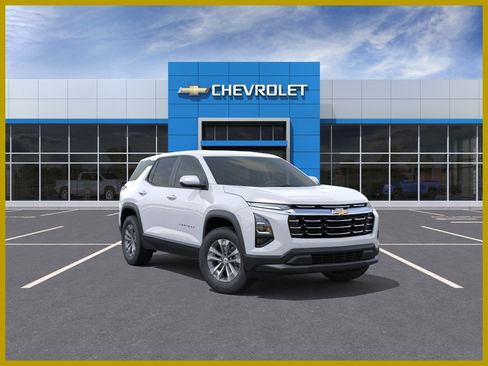 New 2026 Chevrolet Equinox LT w/ Convenience Package II FWD image 1