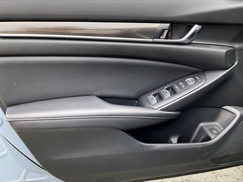 Used 2022 Honda Accord Sport image 25