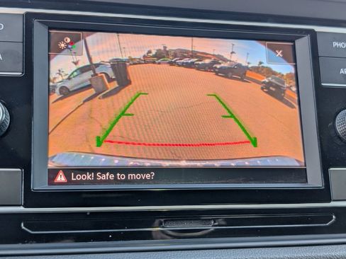 Used 2019 Volkswagen Jetta R-Line image 6