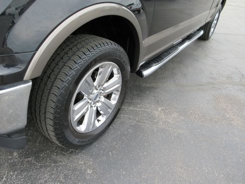 Used 2019 Ford F150 Lariat w/ Equipment Group 502A Luxury AWD/4WD image 13