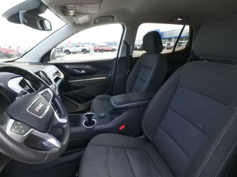 Used 2024 GMC Terrain SLE AWD/4WD image 23