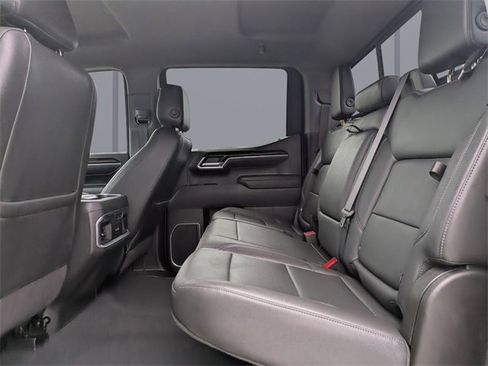 Used 2025 GMC Sierra 1500 SLT w/ SLT Premium Plus Package image 11