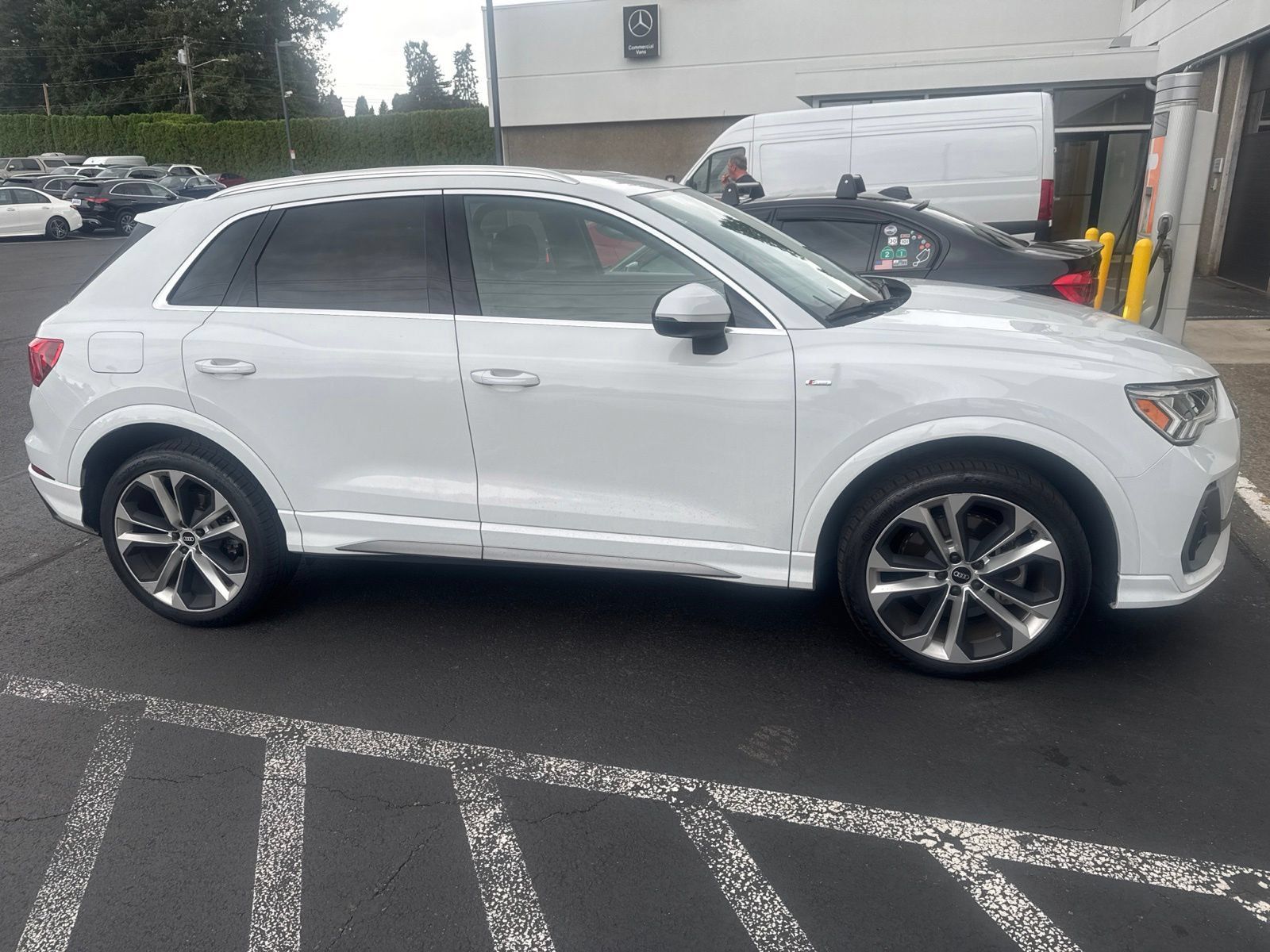 Used 2021 Audi Q3 2.0T Premium Plus w/ Premium Plus Package AWD/4WD image 1